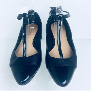 Renvy Women’s Black flat shoes 6